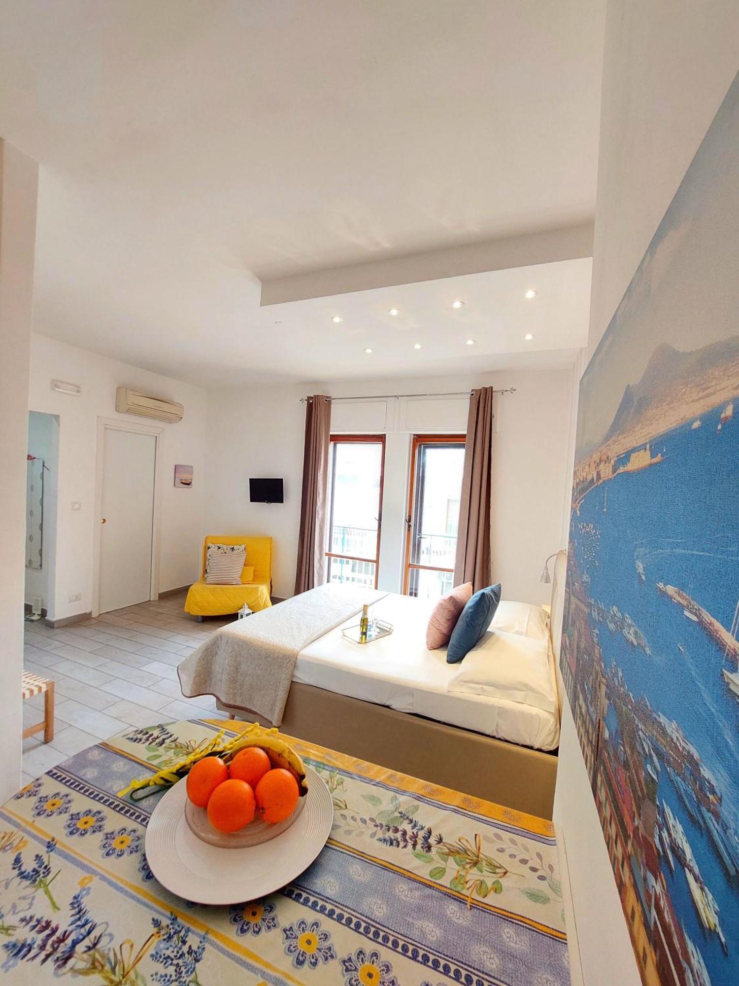 Moonlight Sorrento Studios Экстерьер фото